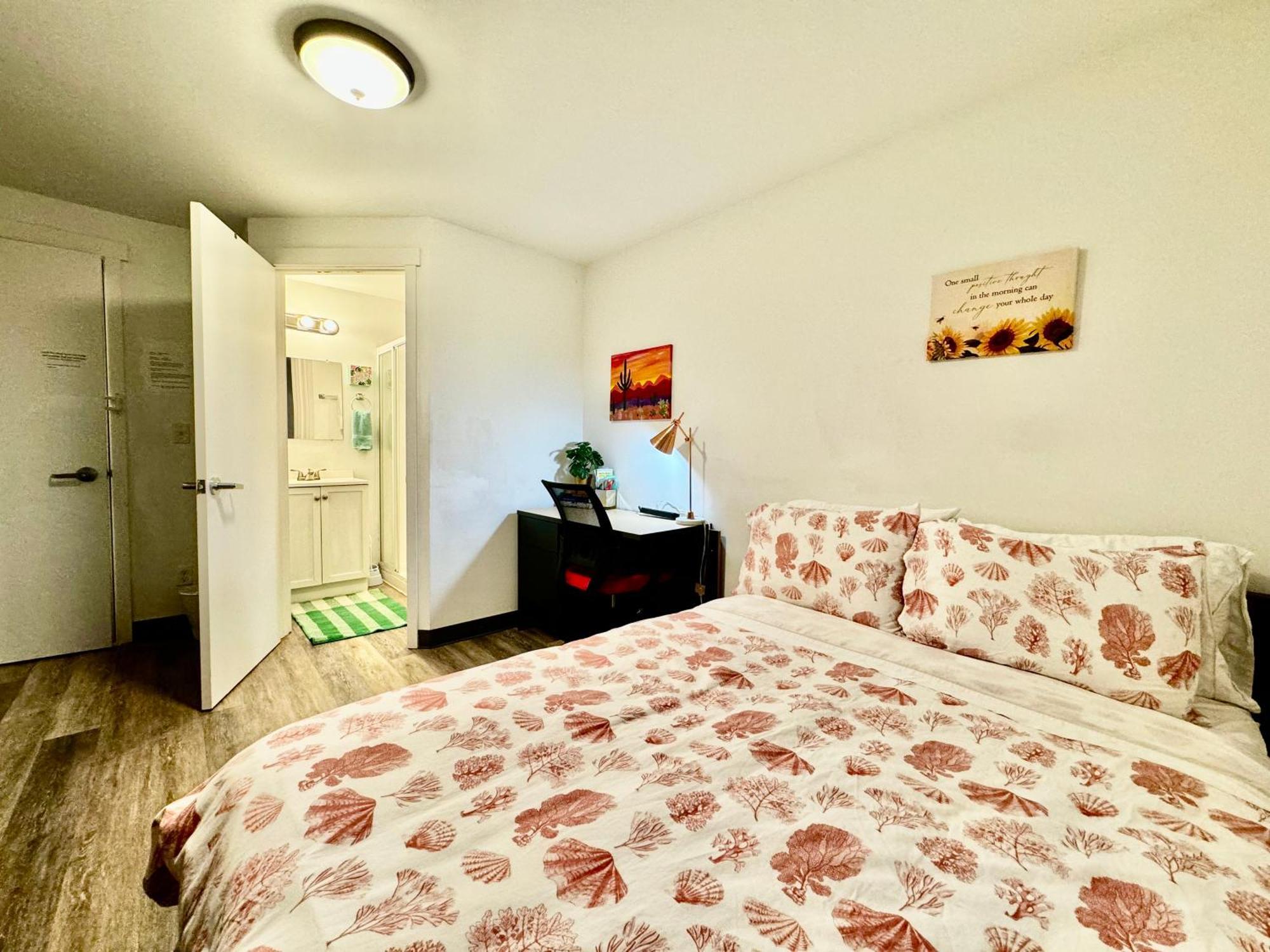 Micro 10 Minutes Walk To Of Washington Apartment *