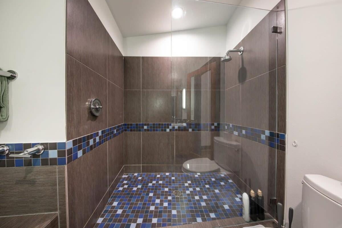 Queen Anne Modern Family Free Parking - Slu - Gym Holiday home *