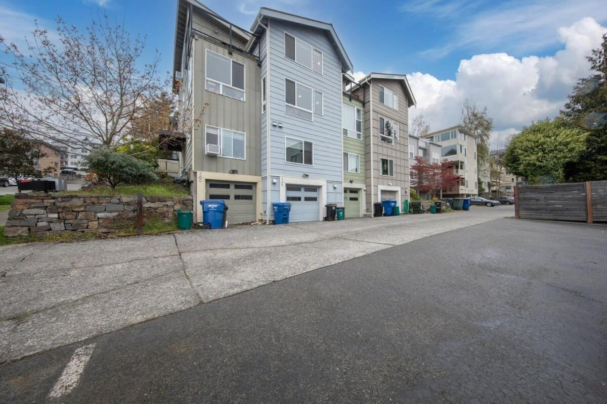 Queen Anne Modern Family Free Parking - Slu - Gym Holiday home *