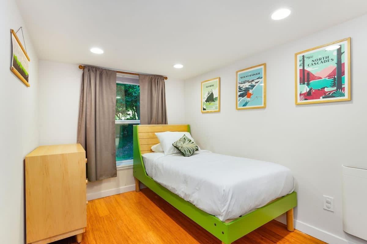 Holiday home 3bd Remodeled Near