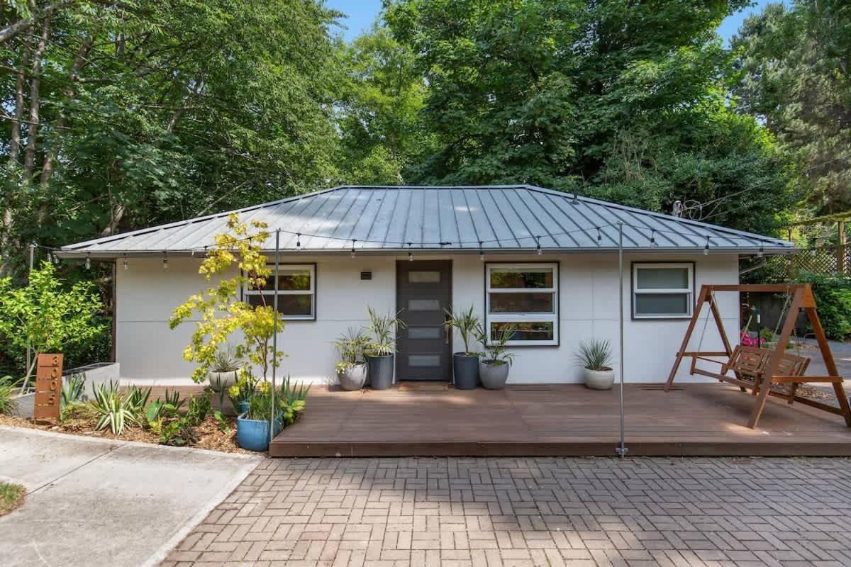 3bd Remodeled Near *