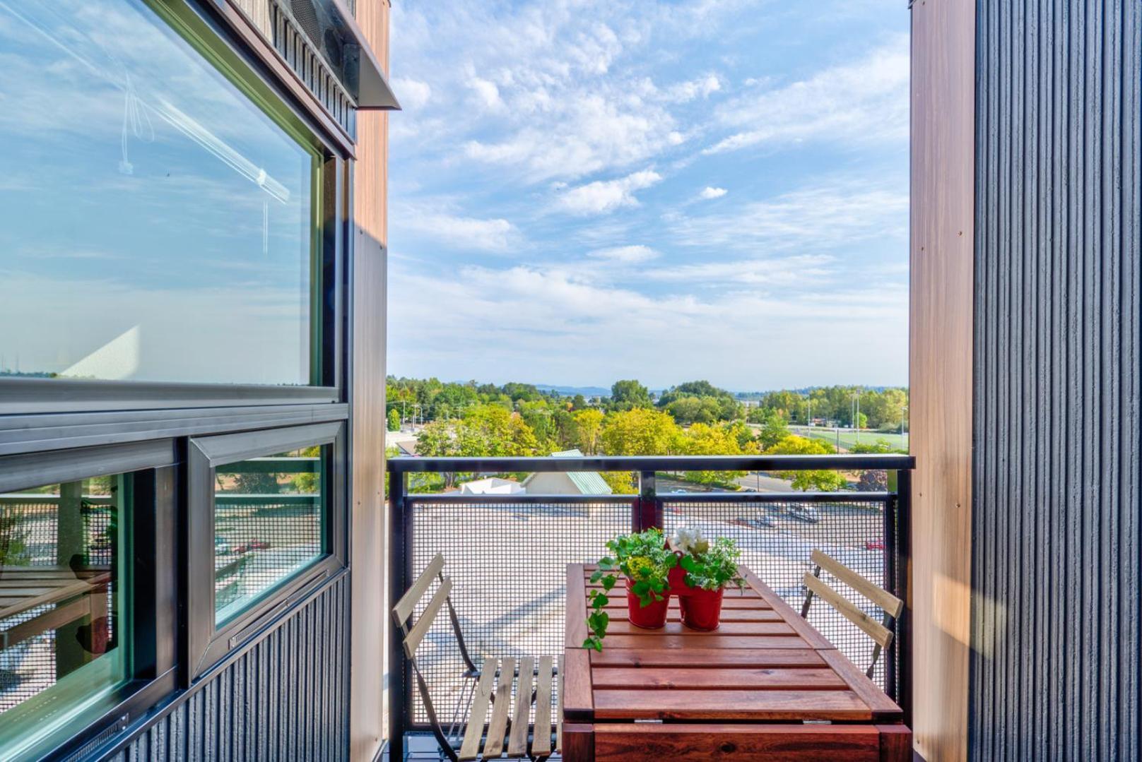 U Place Urban By Sweetome Apartment