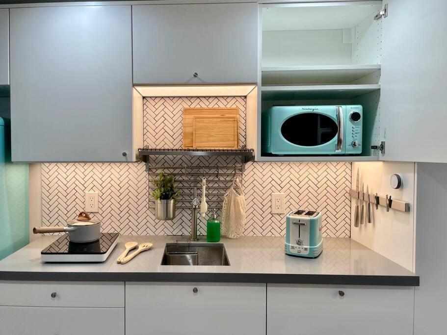 Stylish 265-sqft In North Capitol Hill