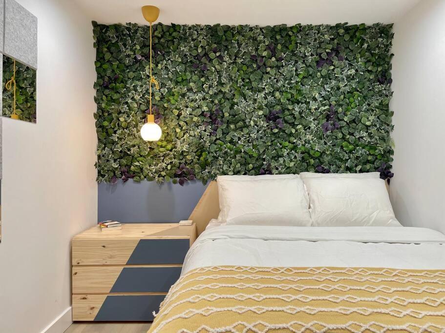 Apartment Stylish 265-sqft In North Capitol Hill *