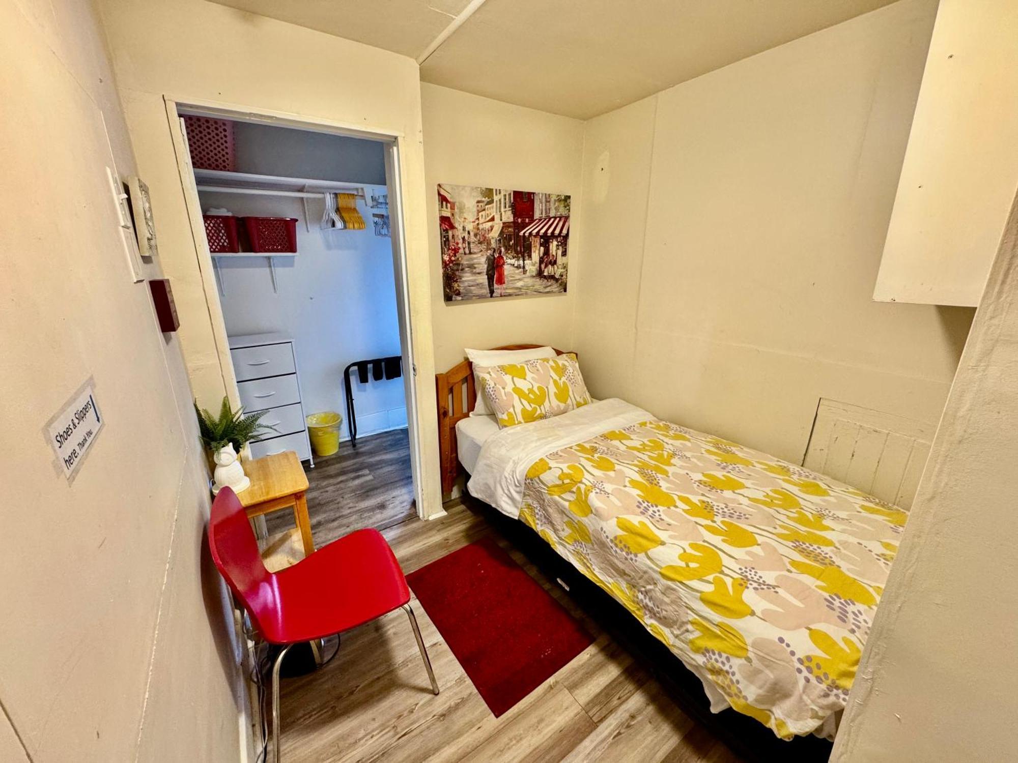 Tiny Private At The Upper Level Of A Big House With Shared Bathroom