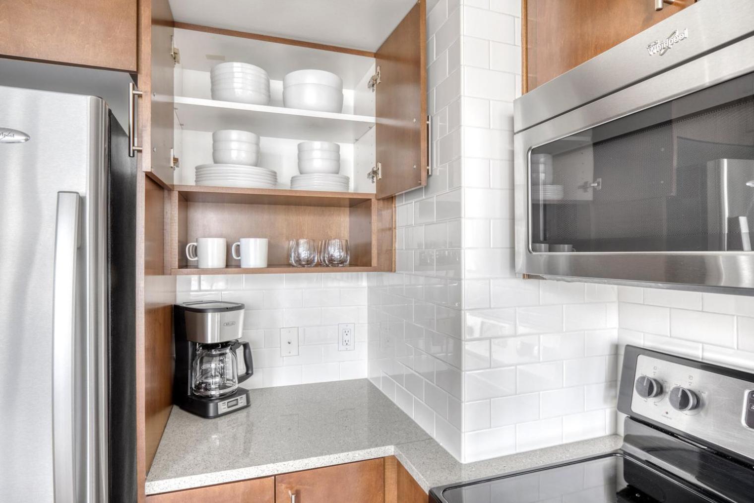 First Hill 1br W Gym Wd Bbq Great Views Sea-510