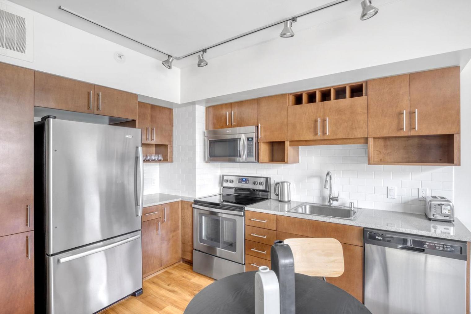 First Hill 1br W Gym Wd Bbq Great Views Sea-510 Apartment *