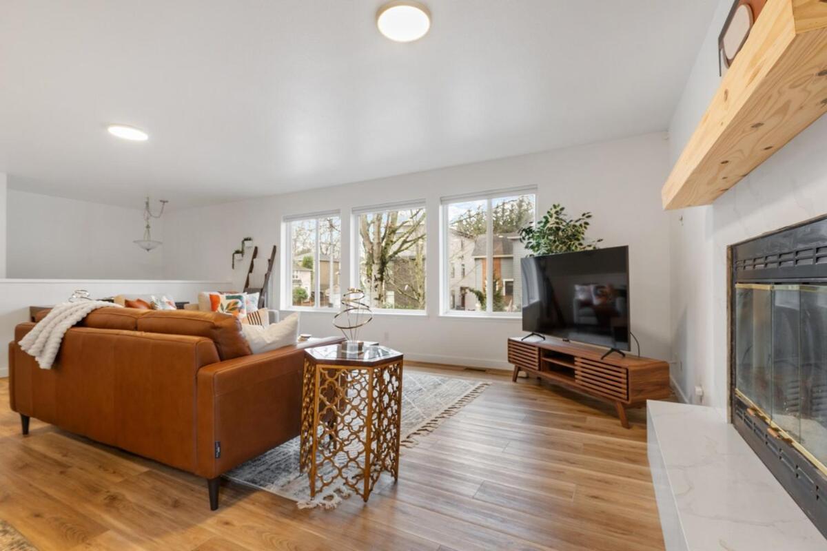 Holiday home Urban Oasis With Cedar Hot Tub *