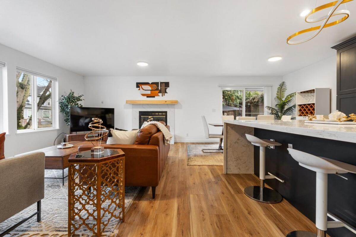 Holiday home Urban Oasis With Cedar Hot Tub Seattle