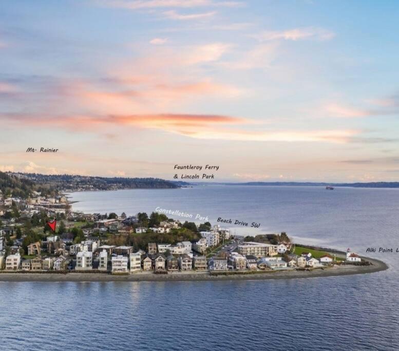 Holiday home Alki Cottage, New, 2 Bedrooms, 2 Bathrooms, Near Beach, Ac, Wd, Parking