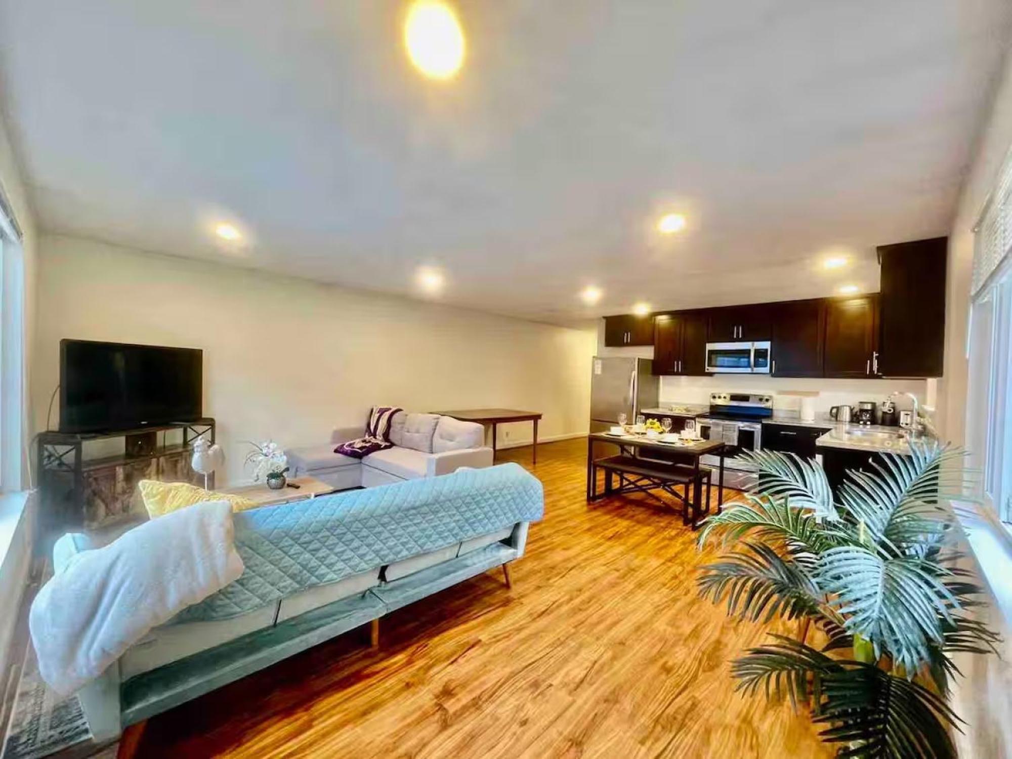 Hotel Luxury 4-suite Retreat Seattle