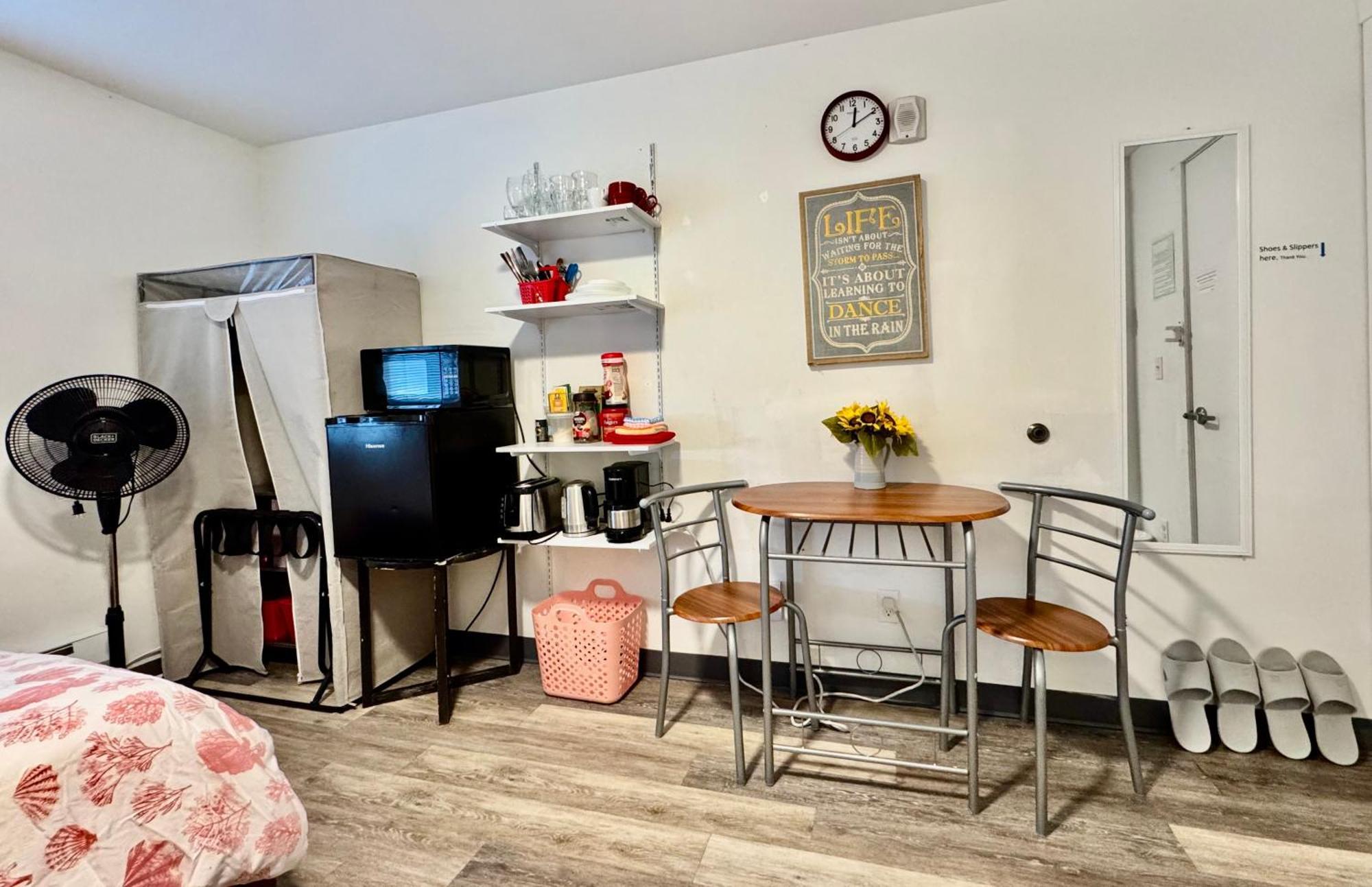 Apartment Micro 10 Minutes Walk To Of Washington
