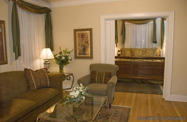 Marqueen 4* Seattle