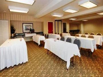 Comfort Hotel 3*