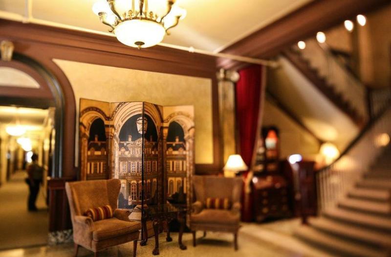 Hotel Marqueen 4*