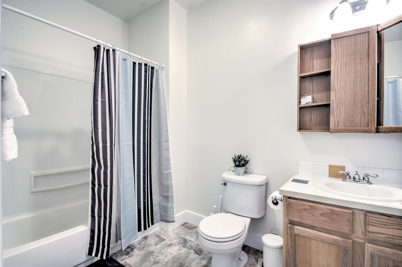 Cozy 2 Bdr At Heart Of Capitol Hill - A Apartment *
