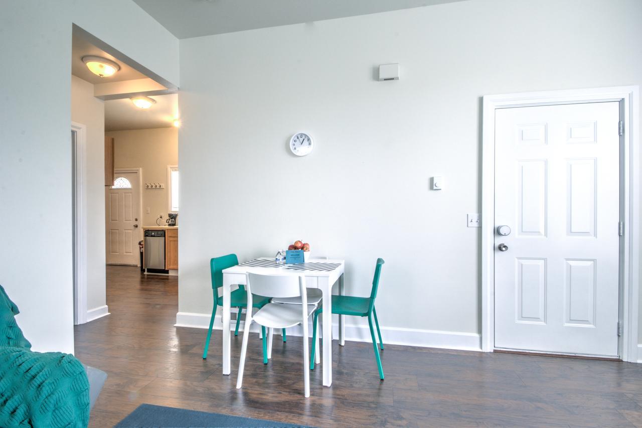 Cozy 2 Bdr At Heart Of Capitol Hill - A Seattle