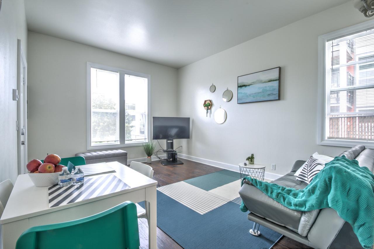 Cozy 2 Bdr At Heart Of Capitol Hill - A Seattle