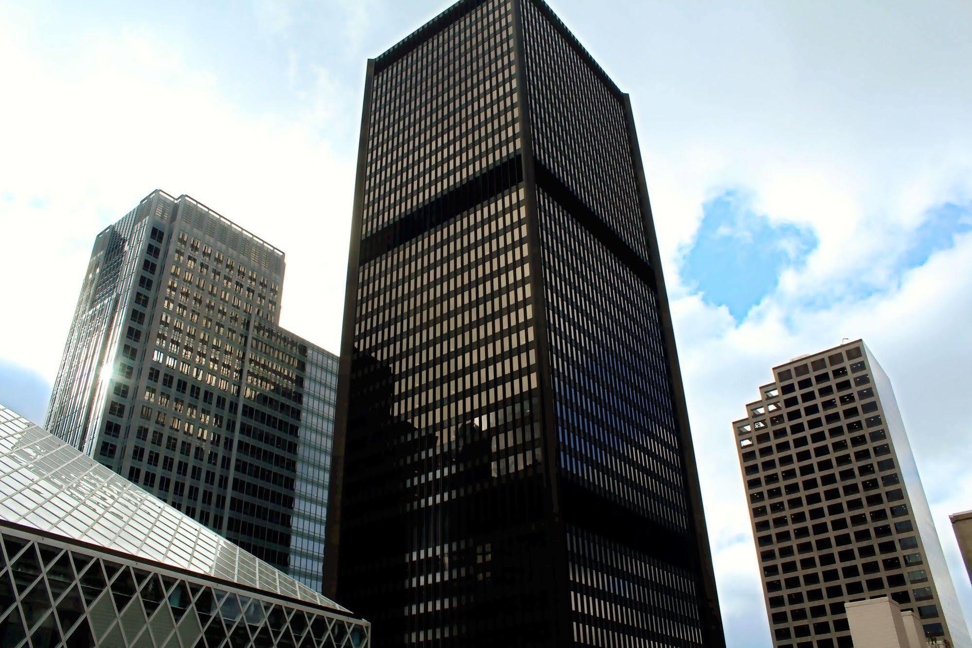 Executive Pacific