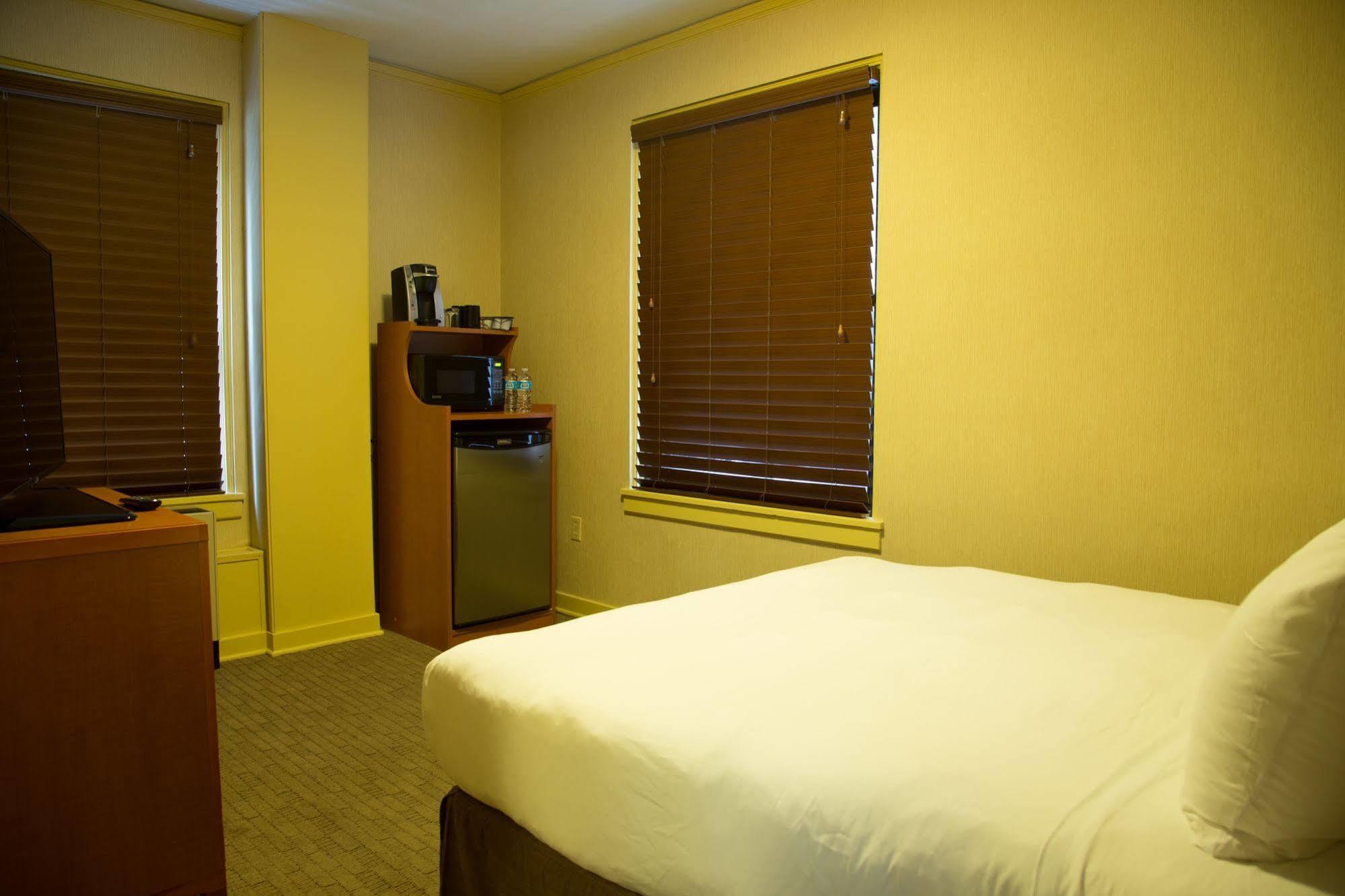 Executive Pacific 3* Seattle