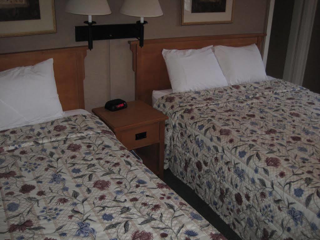 Hotel At Queen Anne 3*