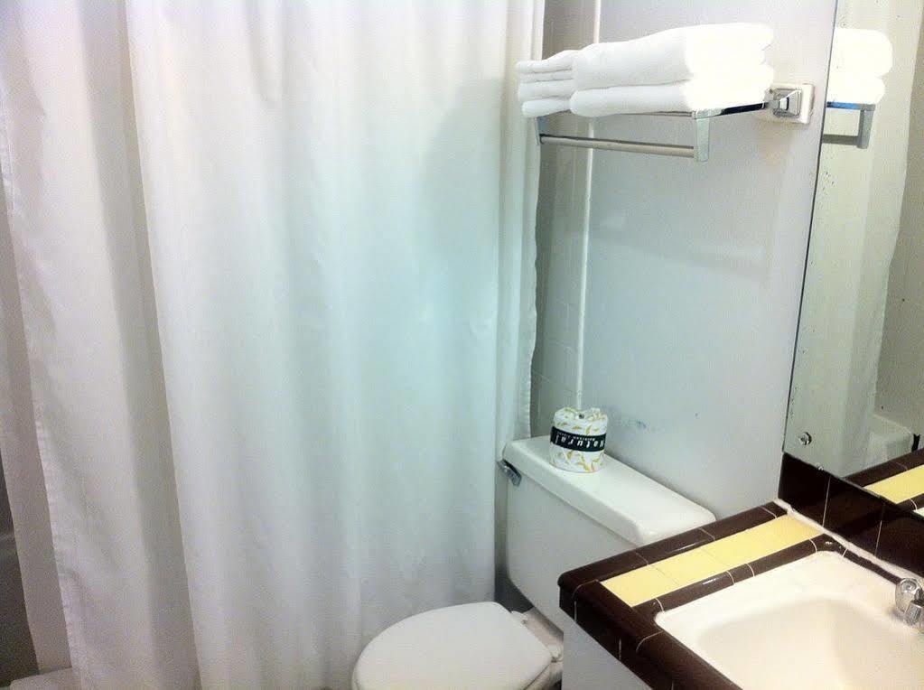 Hotel King's 3*
