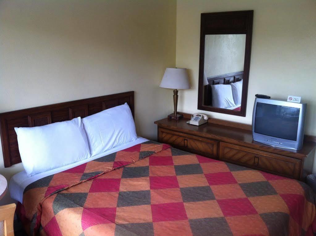 Hotel King's 3*