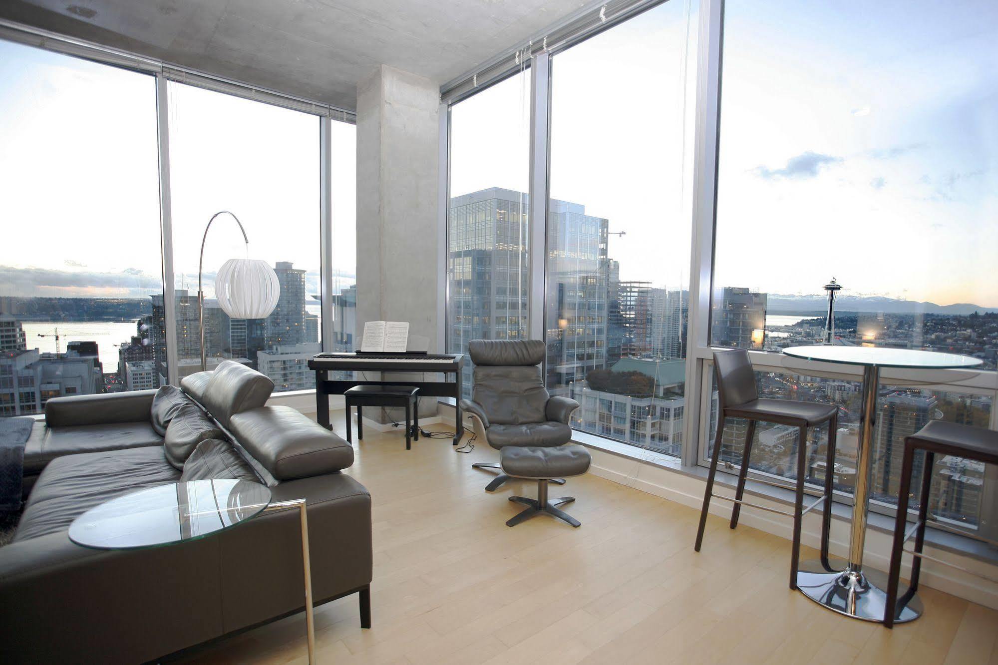 Convention Center Lux Suites By Barsala