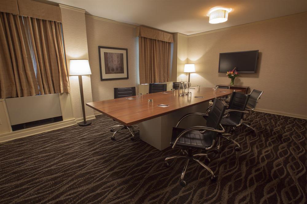 Hotel Executive Pacific 3*