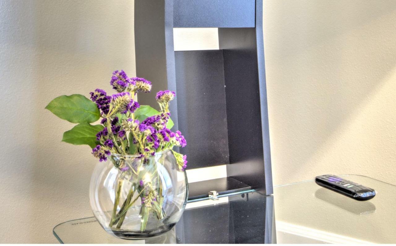 Capitol Hill Luxury Apartment Seattle