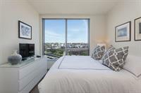 Exquisite Downtown Apartment *