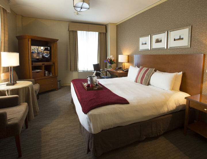 Hotel Executive Pacific Seattle