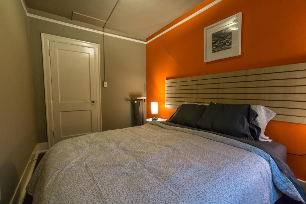 Renu Seattle-cute, Cozy And Historical