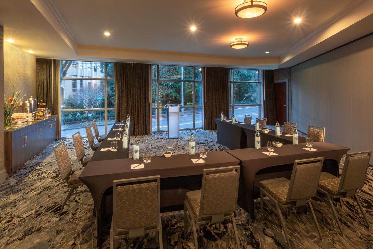 Hotel Silver Cloud - Broadway 4*