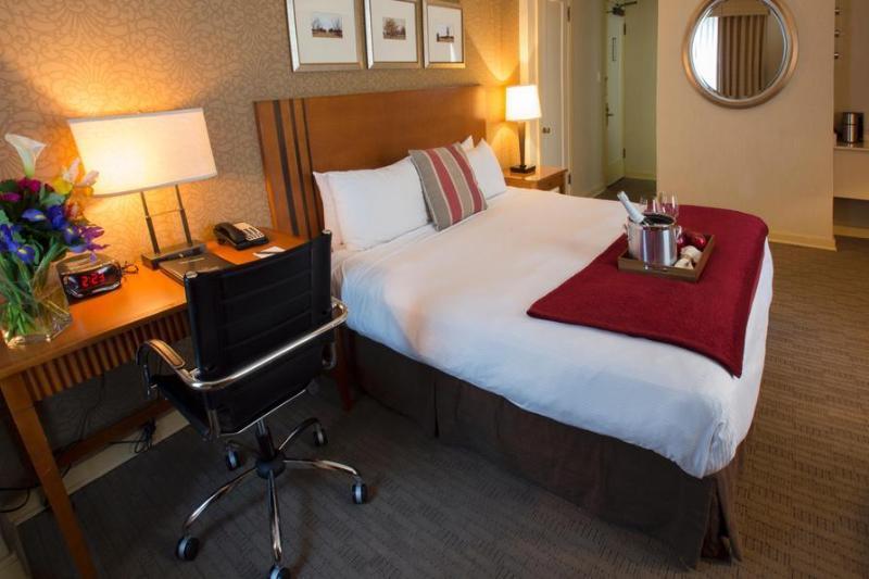 Hotel Executive Pacific Seattle