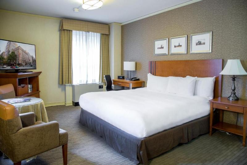 Hotel Executive Pacific